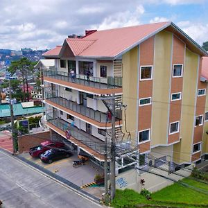 Rnj Hotel